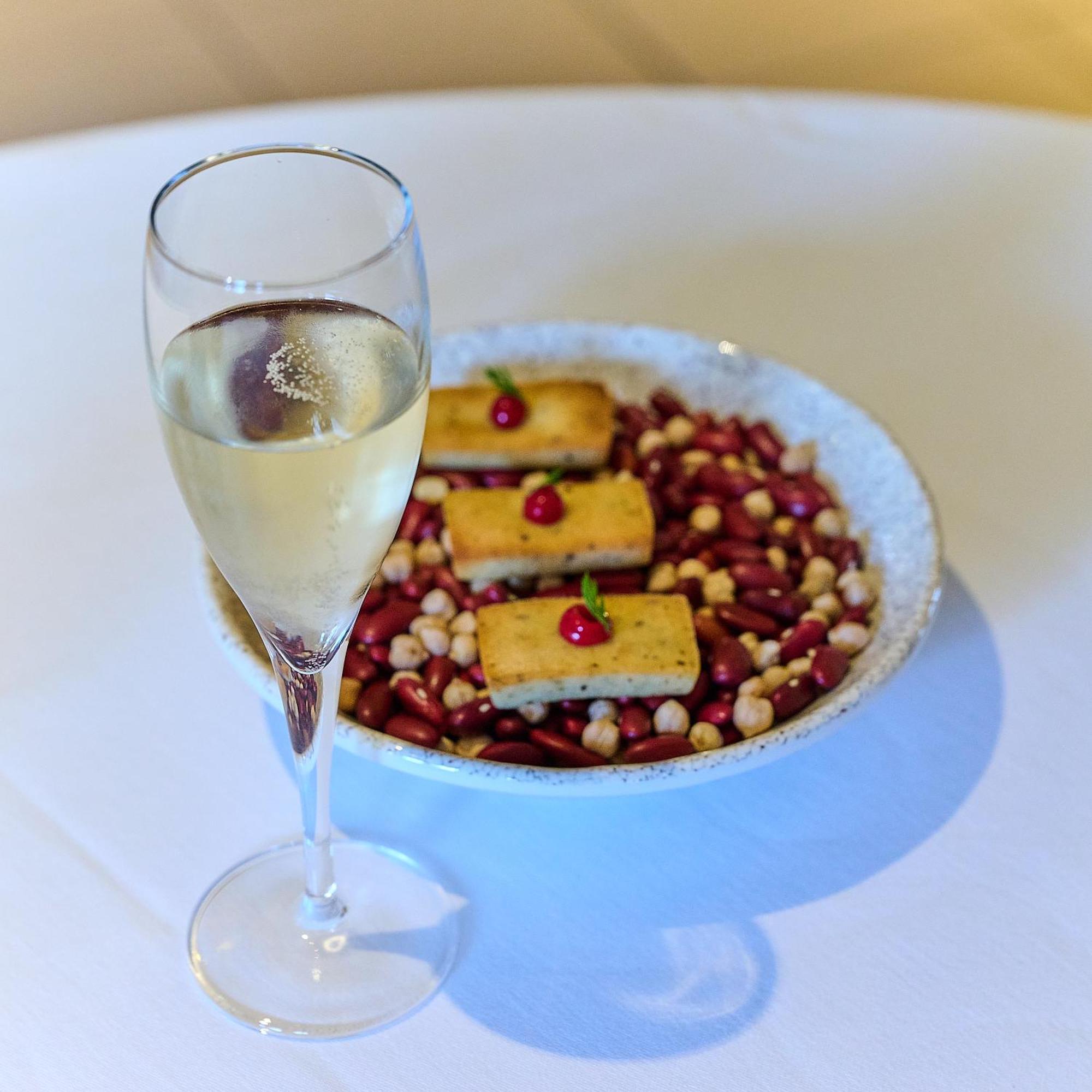 Logis L'Ermitage Hotel & Restaurant Saulges Zewnętrze zdjęcie