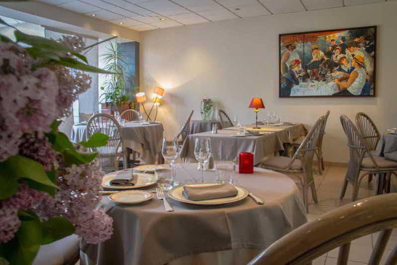 Logis L'Ermitage Hotel & Restaurant Saulges Zewnętrze zdjęcie
